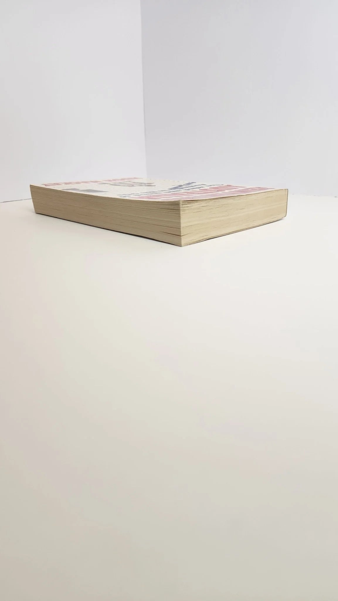 Reinventing Australia. The Mind and Mood of Australia in the 90s - Oakmont Books